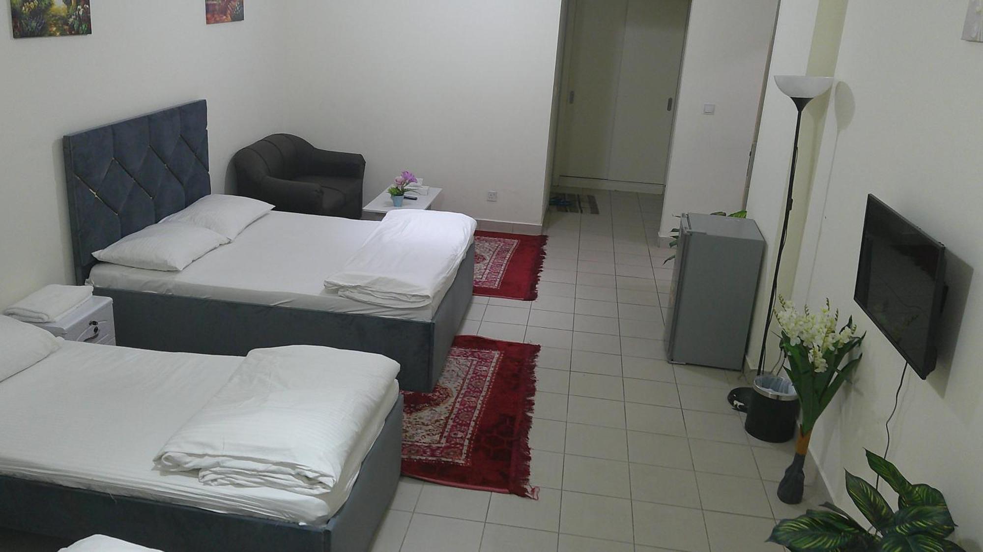Ruby Star Hostel Dubai F2 Экстерьер фото