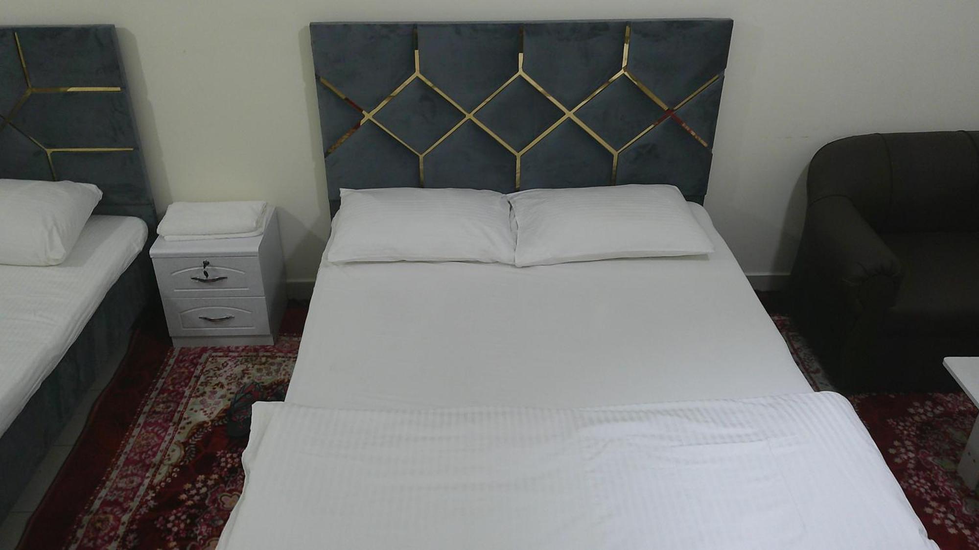 Ruby Star Hostel Dubai F2 Экстерьер фото