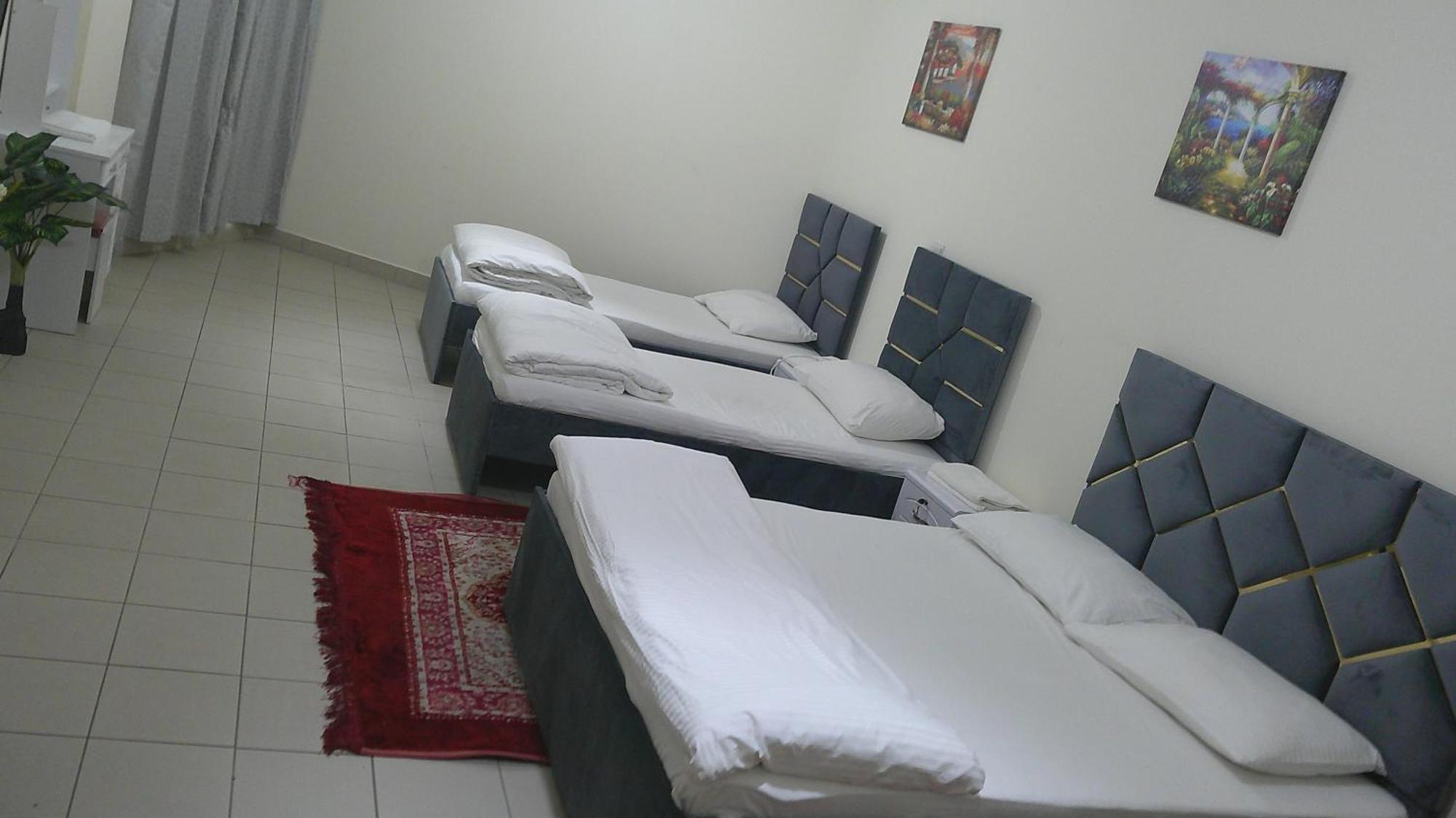 Ruby Star Hostel Dubai F2 Экстерьер фото