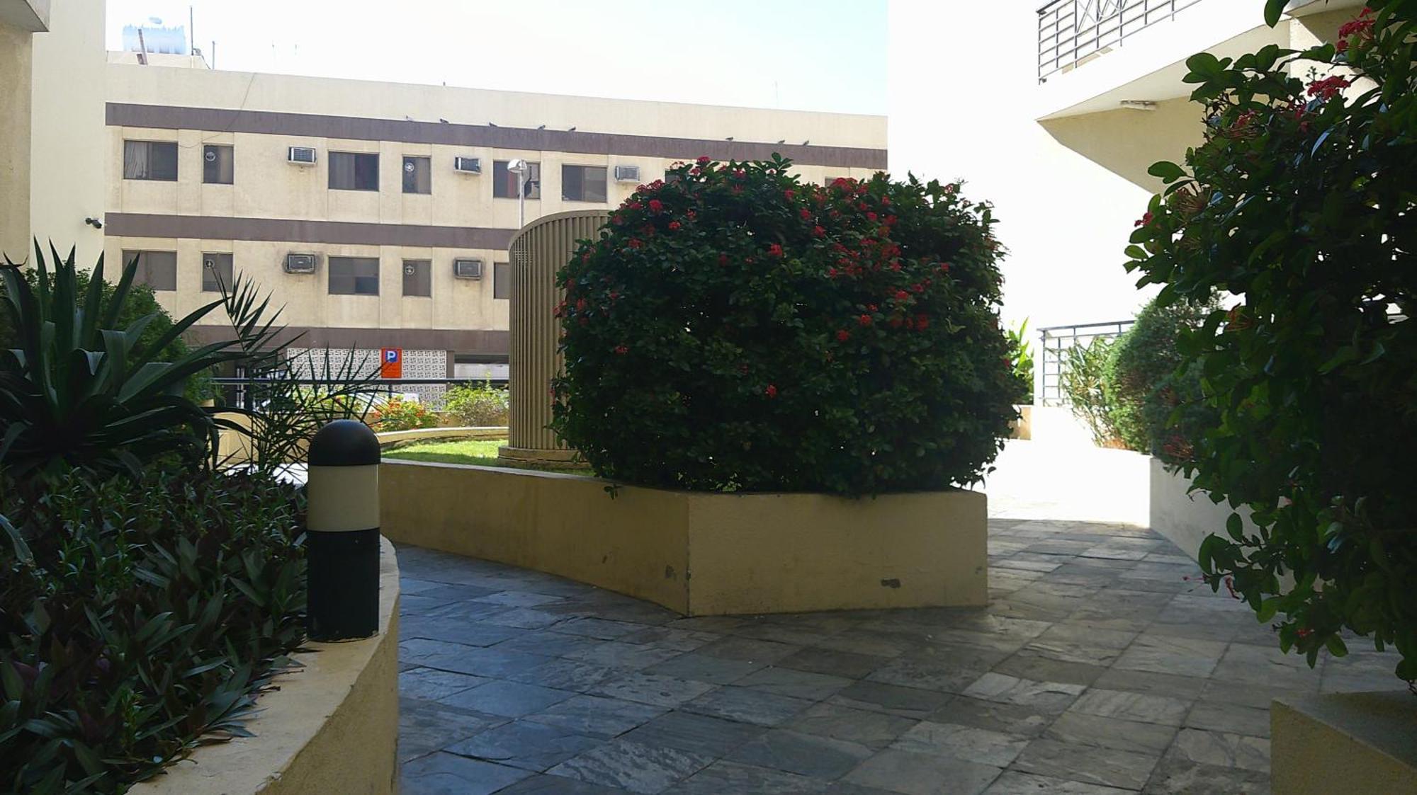 Ruby Star Hostel Dubai F2 Экстерьер фото