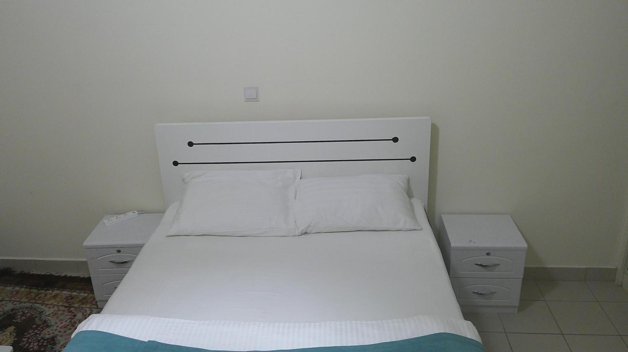 Ruby Star Hostel Dubai F2 Экстерьер фото