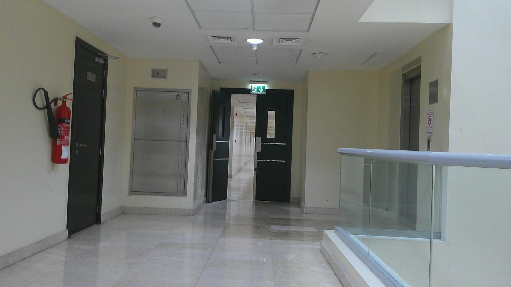 Ruby Star Hostel Dubai F2 Экстерьер фото