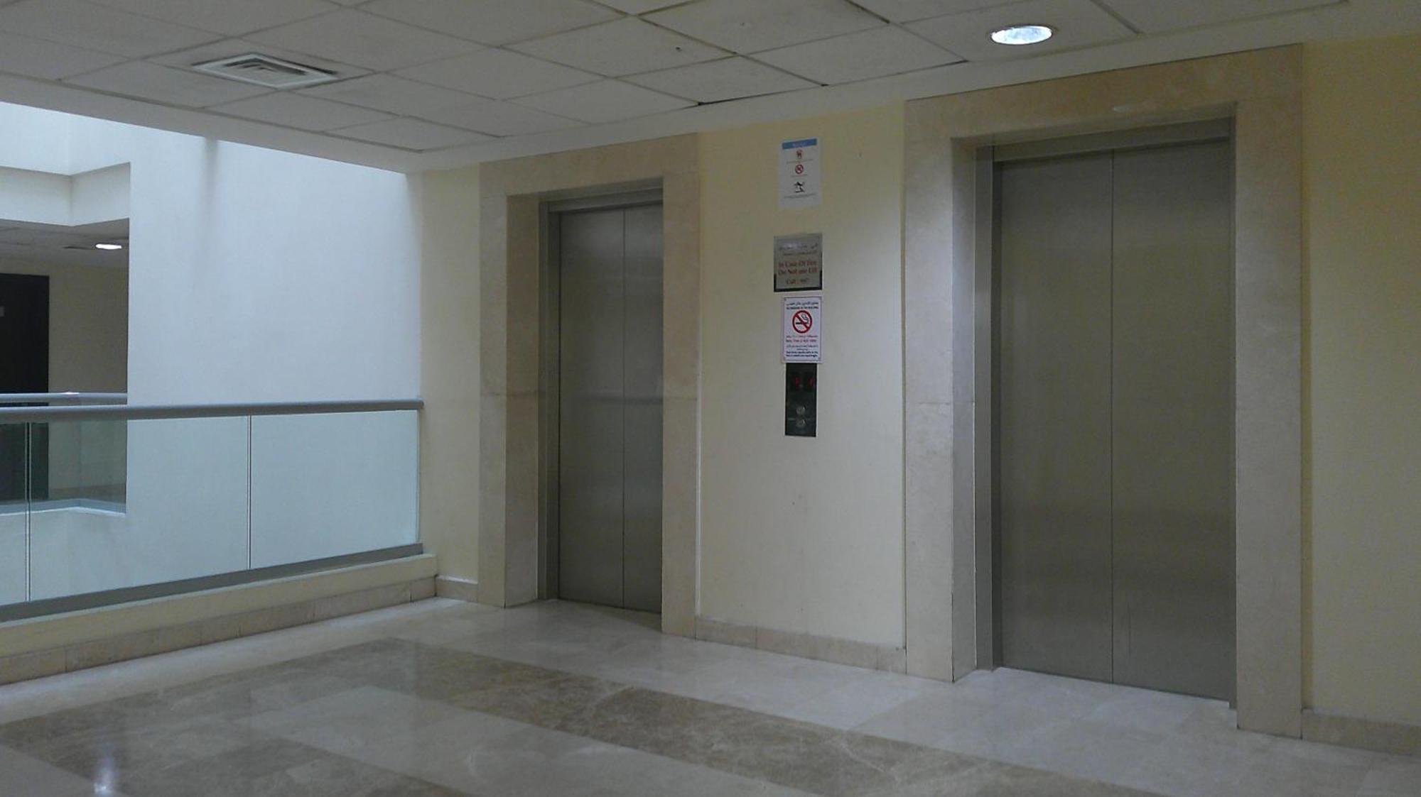 Ruby Star Hostel Dubai F2 Экстерьер фото